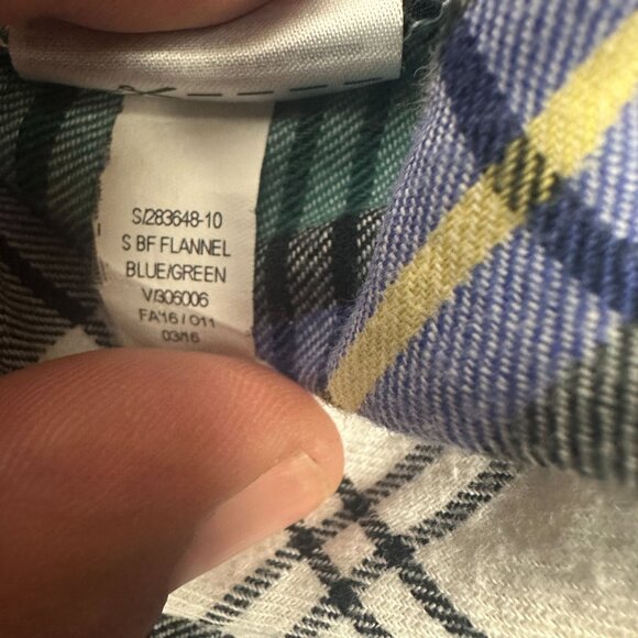 Old Navy The Boyfriend Shirt Plaid Flannel Button-Down For Women Size L - Picture 5 of 5